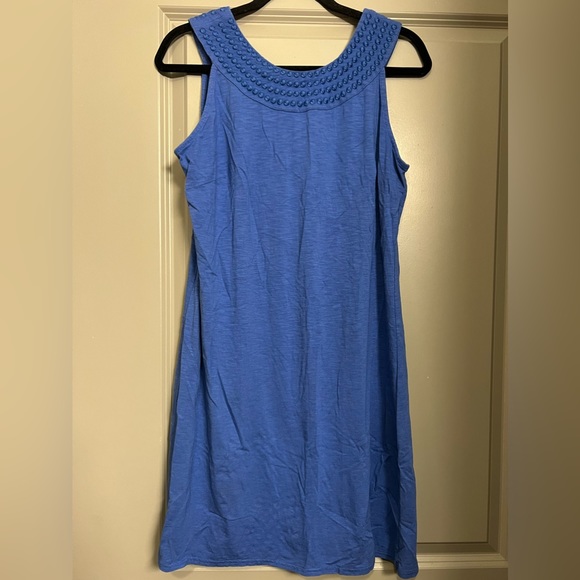 GUC Tommy Bahama Pearl Embroidered Blue Sleeveless Shift Dress Size Small - Picture 2 of 5